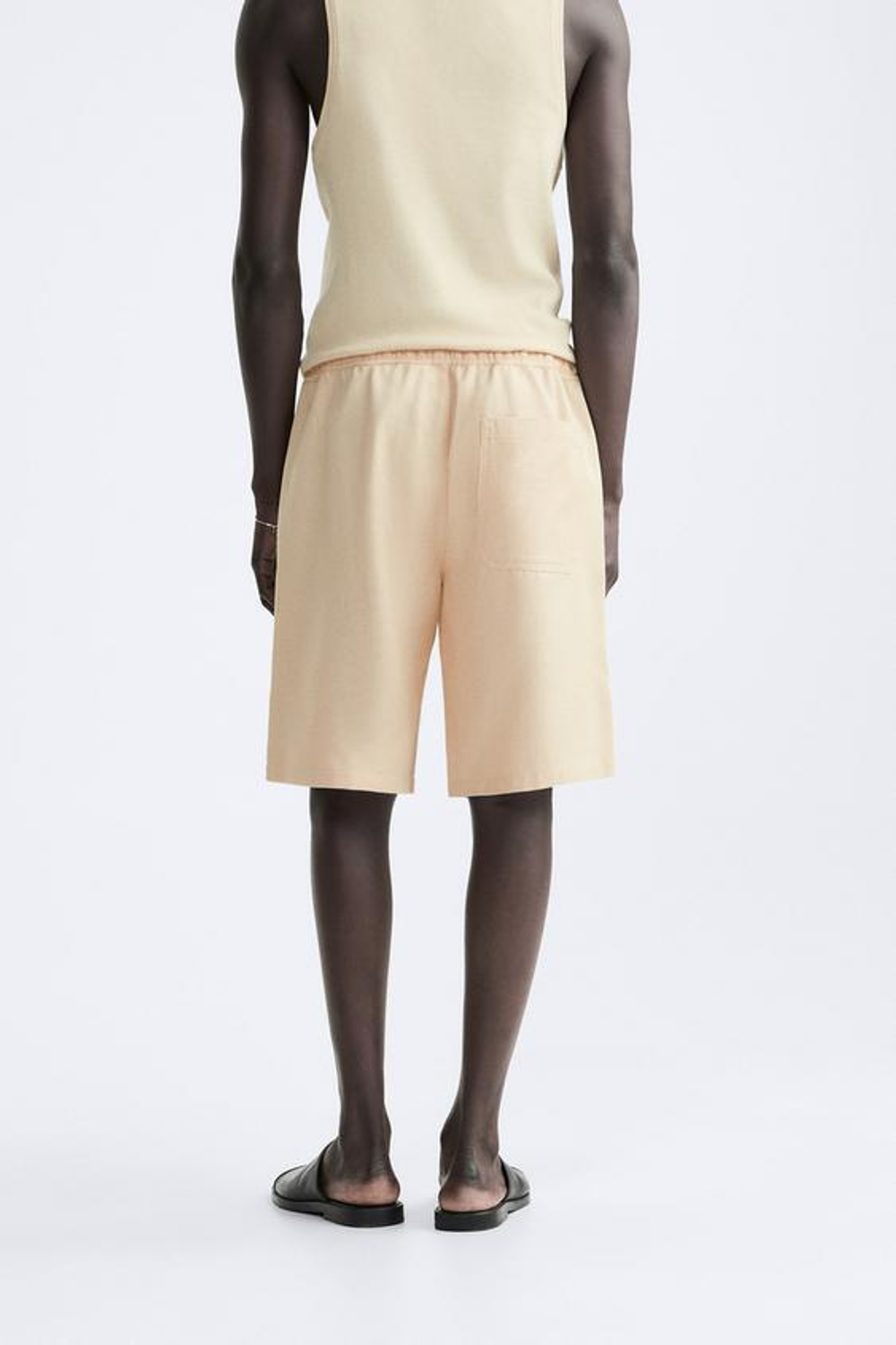 ZARA ШОРТЫ ИЗ ХЛОПКА И ЛИОЦЕЛЛА С РЕЛЬЕФНЫМ УЗОРОМ, СВЕТЛО-БЕЖЕВЫЙ