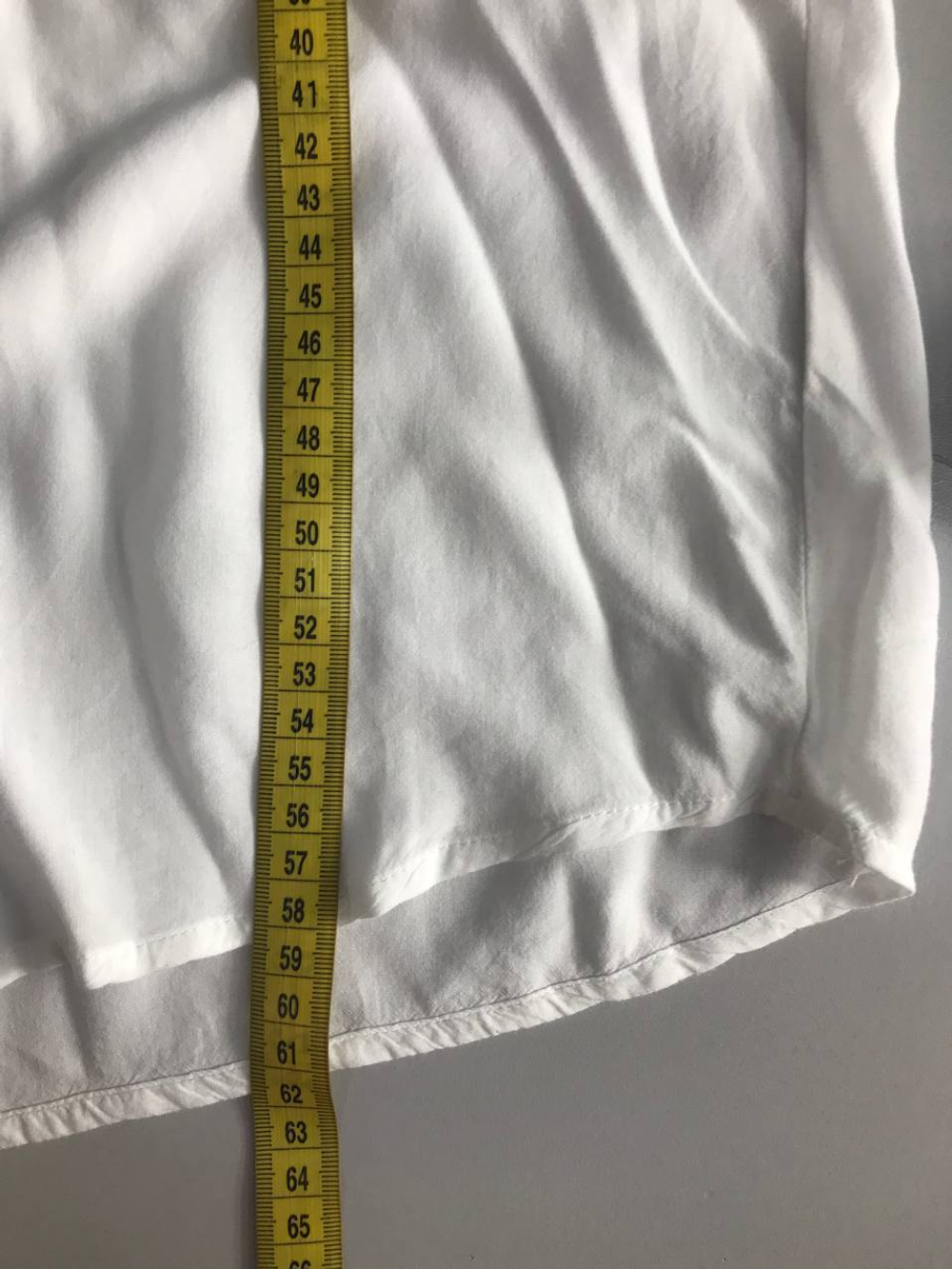 Блузка Reserved с акцентными деталями, визуально на 42 размер