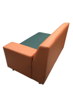 Секция Флагман двухместная с подлокотником