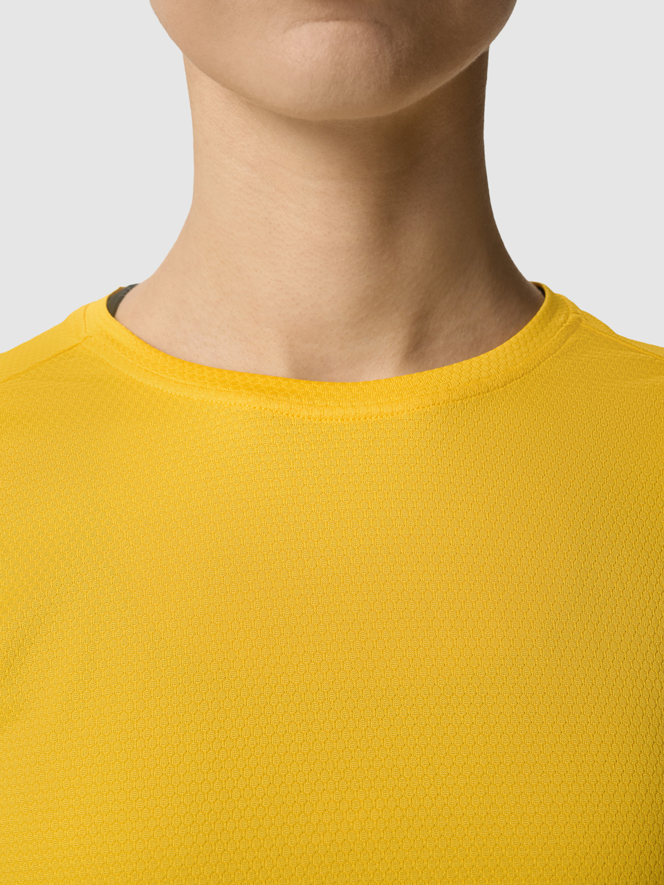 Футболка женская Трейл 3.0 жёлтая