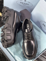 Лоферы Prada