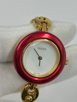 Часы Gucci 11/12.2