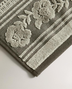 ZARA HOME ЖАККАРДОВОЕ БАННОЕ ПОЛОТЕНЦЕ ИЗ ВЕЛЮРА, ЗЕЛЕНЫЙ