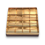 Коробка для конфет ПРЕМИУМ с большим окном 180*180*45 см (16) (шоколад/золото)
