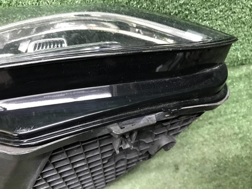 Битая Фара правая Mercedes C w205 (2018-2023) LED
