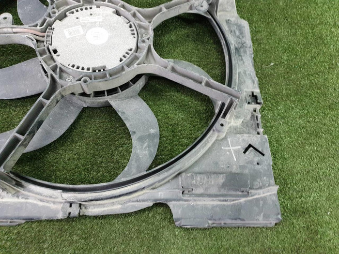 Диффузор с вентилятором BMW X5 F15 (2013-2018)