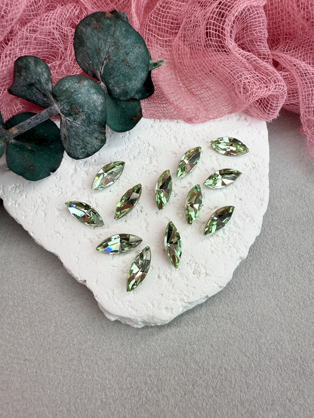 Наветт Navette 15*7 мм, Chrysolite