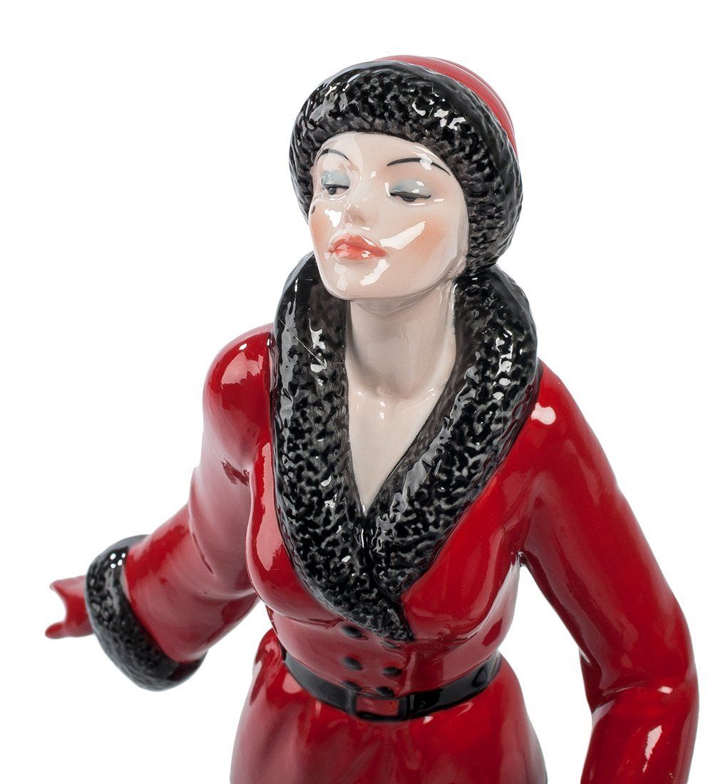 JP-38/ 2 Фигурка «Дама с собакой» (Pavone)