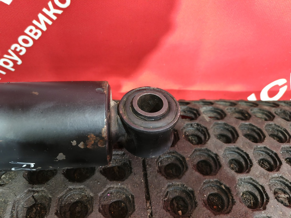 Амортизатор передний 2023г