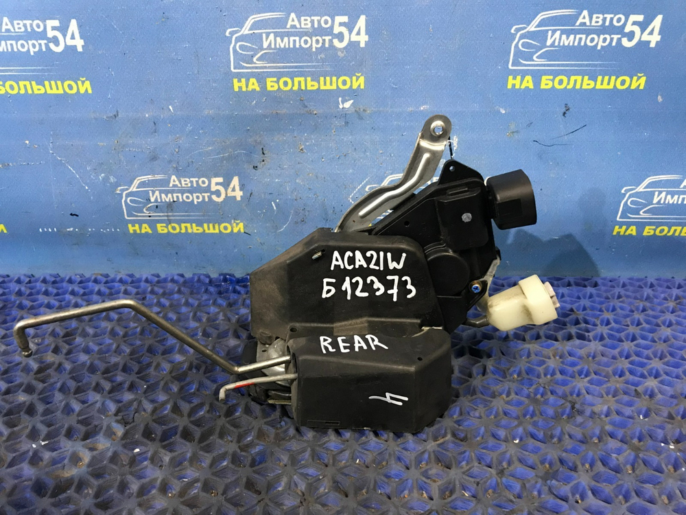 Замок багажника TOYOTA RAV4 2000-2005