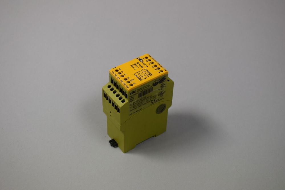 PILZ PNOZ X3 24VAC 24VDC 3N/O 1N/C 1SO