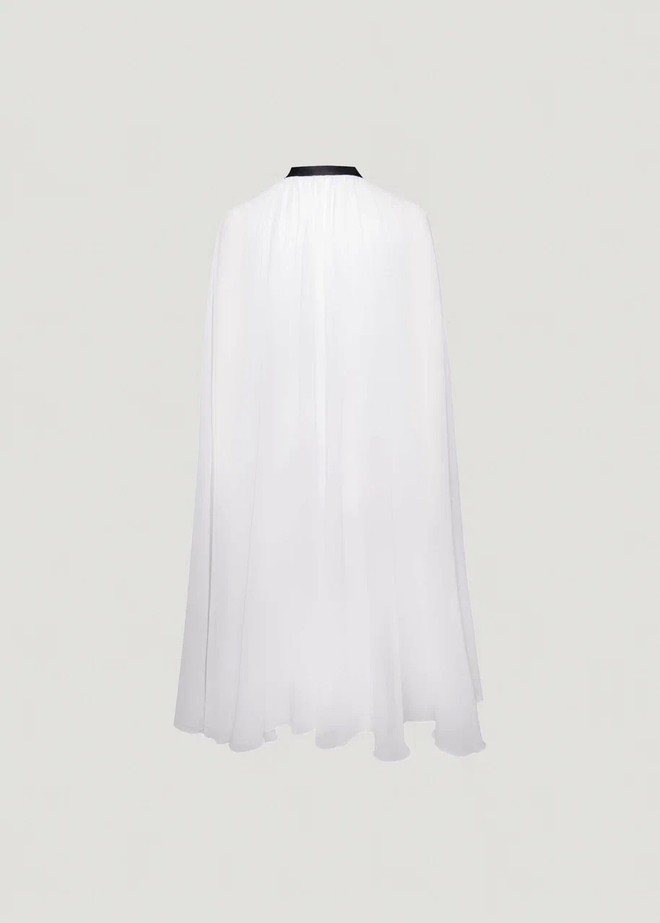 Кейп из шелка с бантом