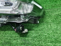 Фара левая Toyota Land Cruiser 200 (2015-2021) LED Black