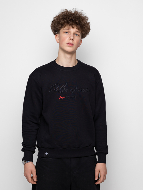 Свитшот с вышитой надписью PULSE OF RAIN чёрный