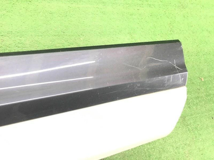 Накладка двери задняя правая Audi Q7 2 (2015-н.в.)