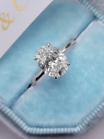 Кольцо с бриллиантом Овал 2 карат