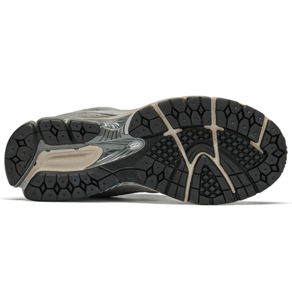 Кроссовки New Balance 2002R Grey Pocket