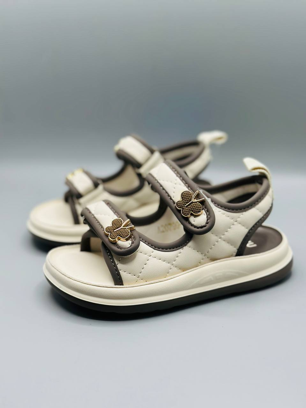 Детские кожаные босоножки Miu Miu с бабочкой