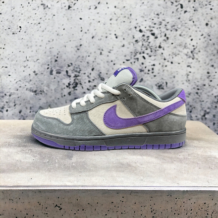 Nike SB Dunk Low • Purple