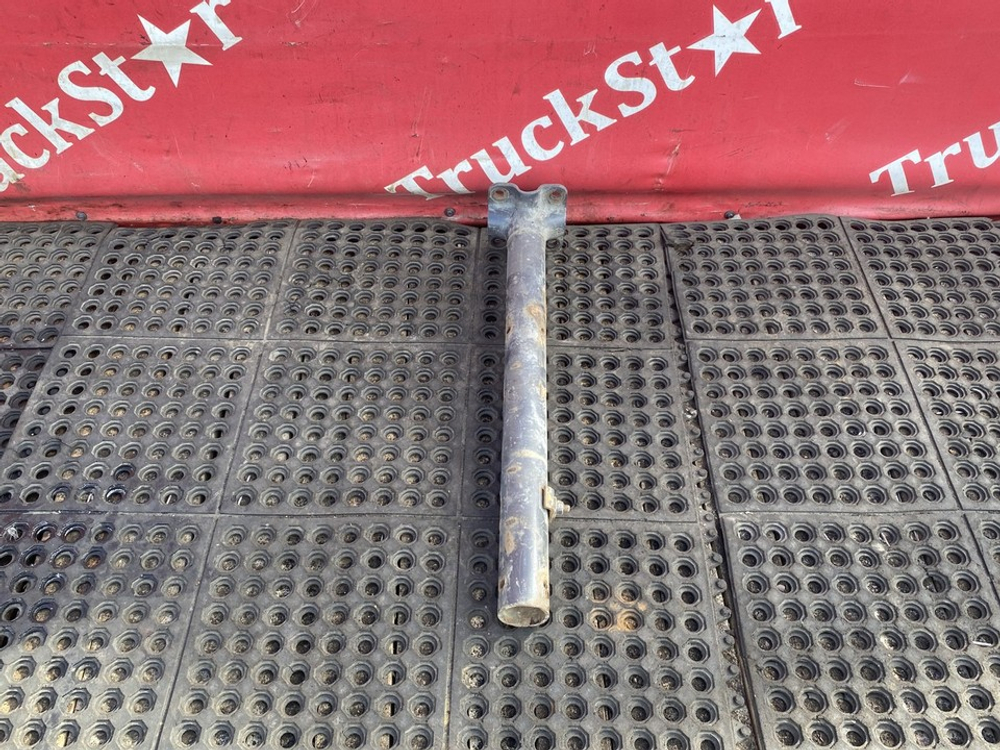 Кронштейн крыла заднего