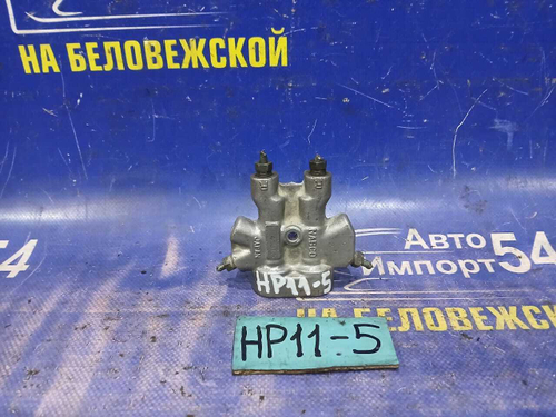 Распределитель тормозной NISSAN PRIMERA 1998