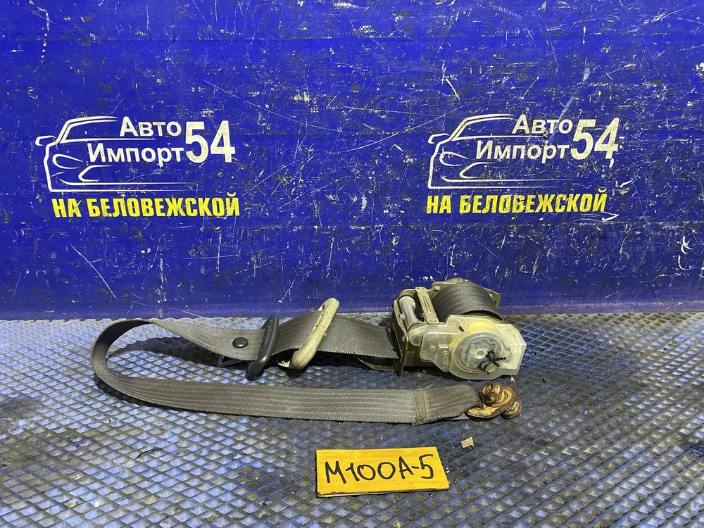 Ремень безопасности передний правый TOYOTA DUET 1998-2000