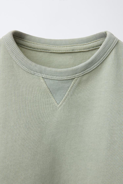 ZARA КОМПЛЕКТ ИЗ ОДНОТОННОЙ ФУТБОЛКИ И ШОРТОВ-БЕРМУДОВ, ЦВЕТ МОРСКОЙ ВОЛНЫ