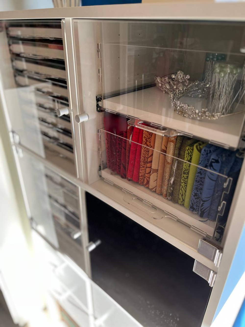 QBox Дверка из оргстекла