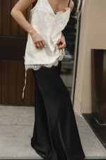 Топ с кружевом milk