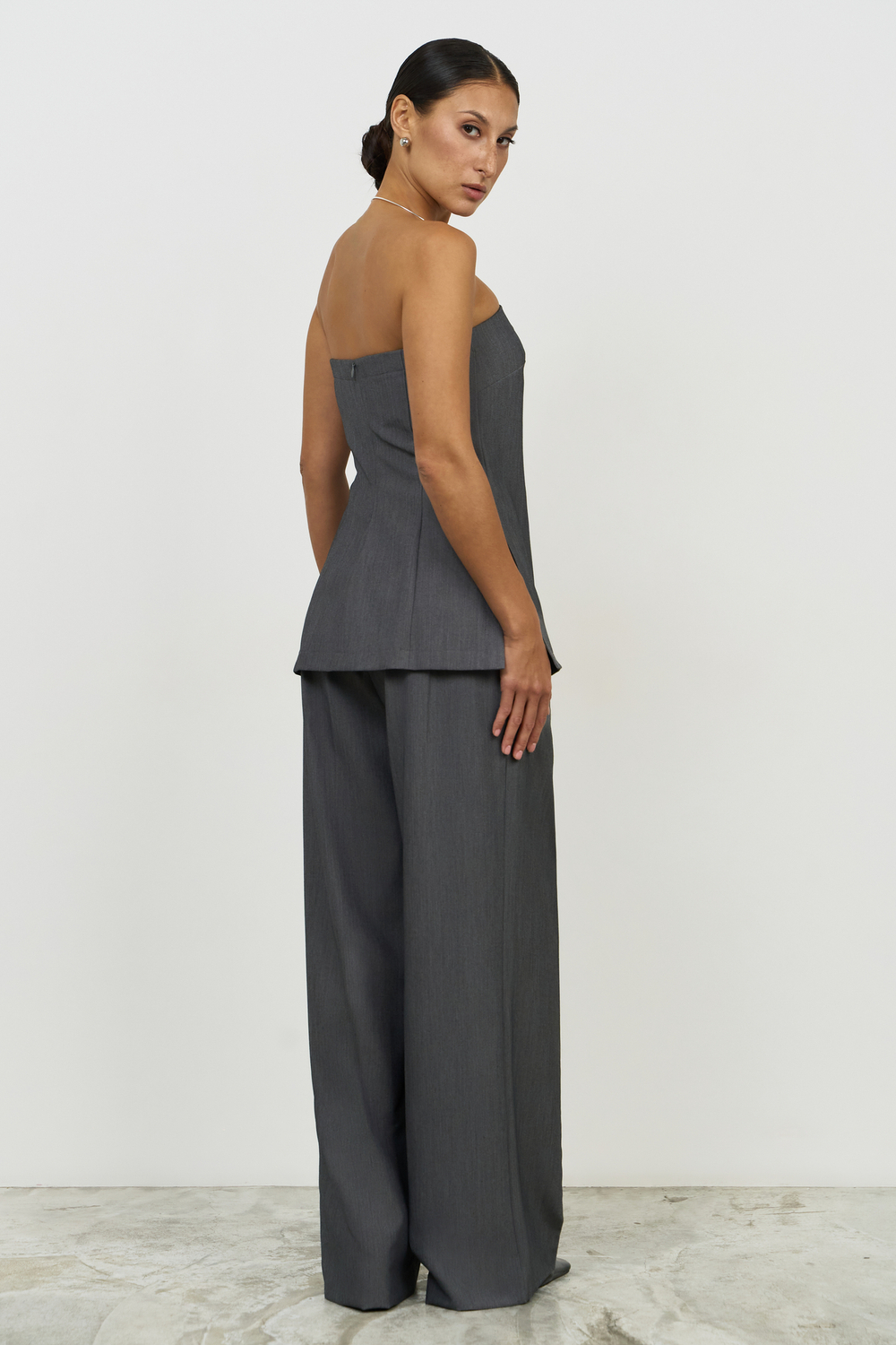 Топ с разрезами