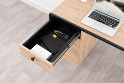 Стол письменный Брюс 12.157 Battle rock FSC Santiago, Ель карпатская, Черный