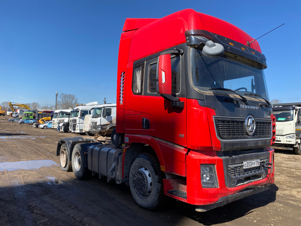 Shacman (Shaanxi) SX* 6x4 Седельный тягач SX42584V324 (Дизельный, 11,6 л, 423 л.с., МТ)