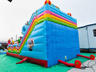 Коммерческий надувной батут «Парк развлечений 4» 12*6*7 м