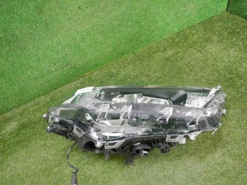 Фара правая Toyota RAV4 5 XA50 (2018-н.в.) LED