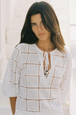 ZARA УКОРОЧЕННАЯ БЛУЗКА С ПЕРФОРИРОВАННОЙ ВЫШИВКОЙ, БЕЛЫЙ