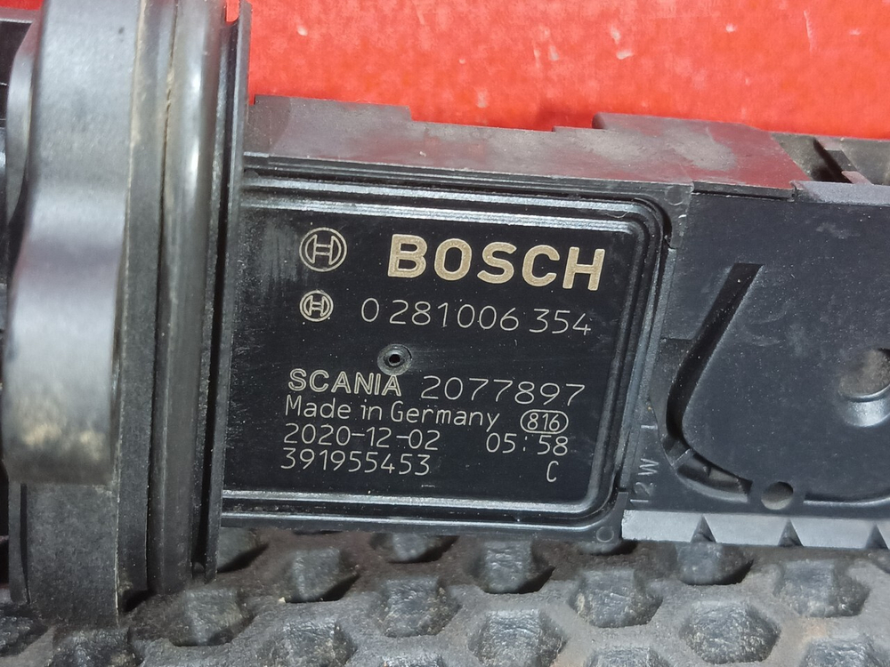 Датчик массового расхода воздуха 2021г.