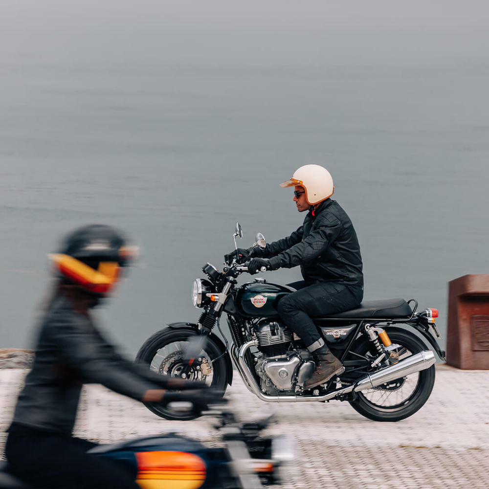 Royal Enfield Interceptor 650 Cali Green (Standard / Single tone) 2024