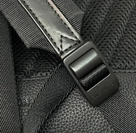 Рюкзак Louis Vuitton Aerogram черный