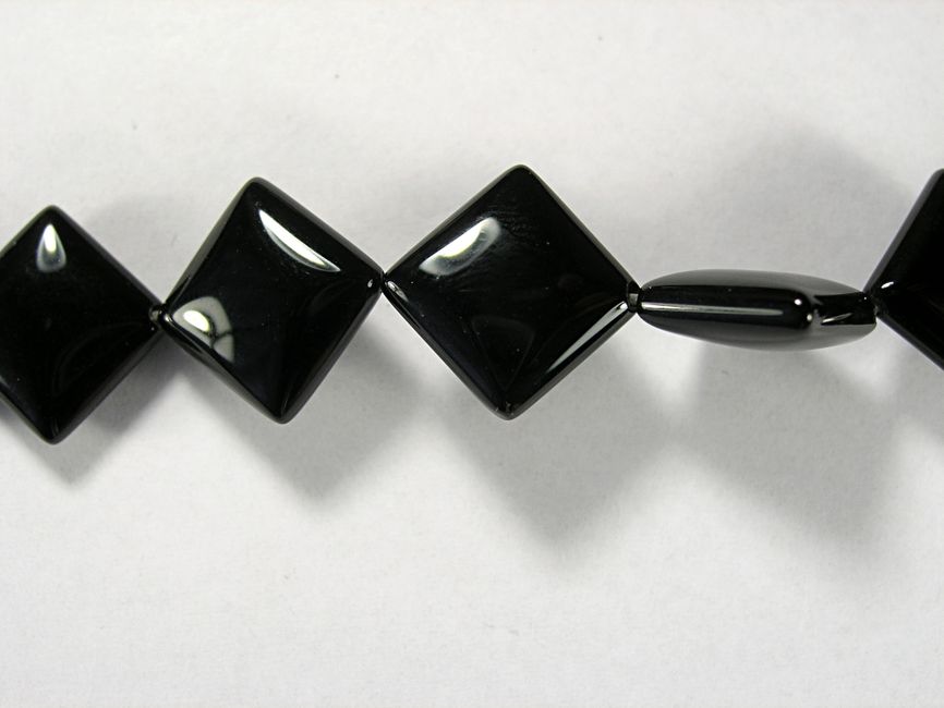 Бусина из агата черного, фигурная, 12x12 мм (квадрат, гладкая)
