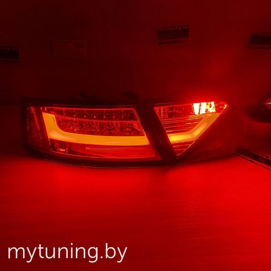 Задние фонари red white led bar для Audi A5 coupe