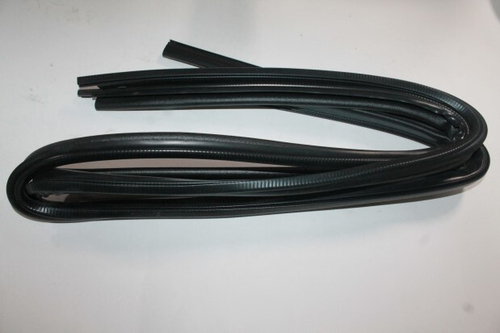 Уплотнитель водостока /2110/ (Уралэластотехника)