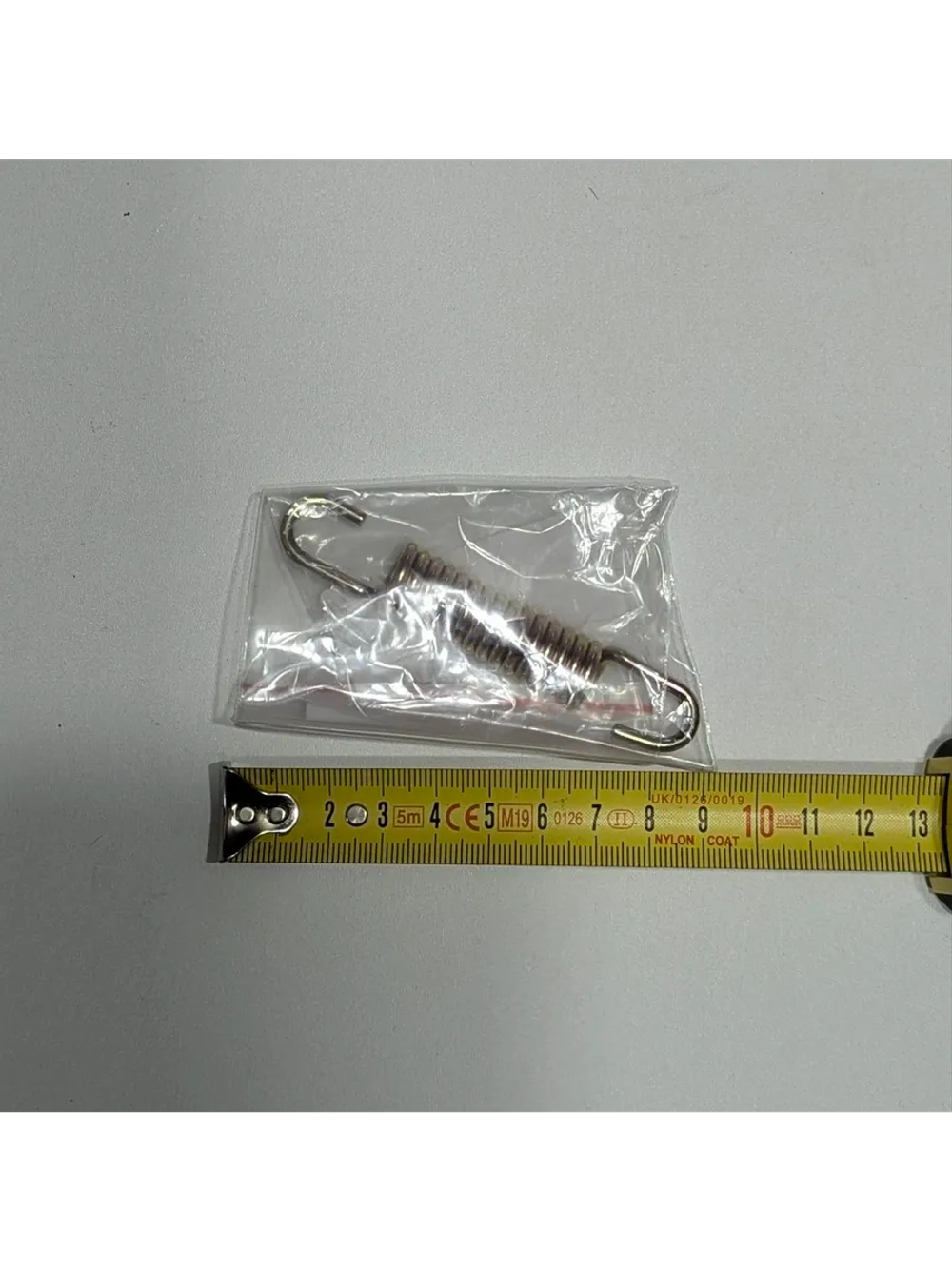 - - Пружина центральной подставки Alpha