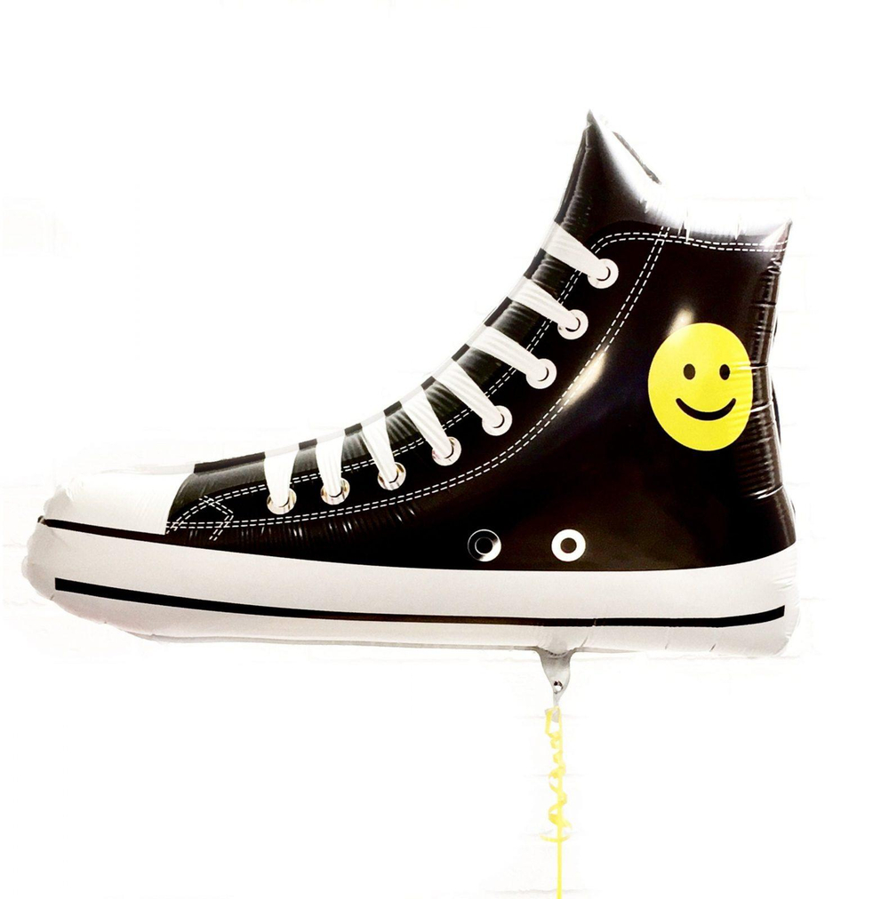 Фольгированный шар-фигура «Кеды», 79 см