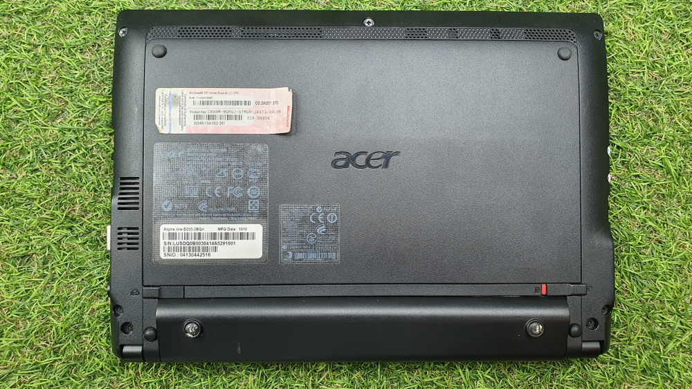 Ноутбук Acer Aspire One PAV70 AOD255-2BQrr Windows 7
