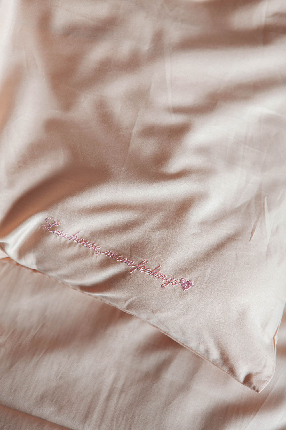 Постельное белье семейное Luxberry Daily Bedding бежевая пудра