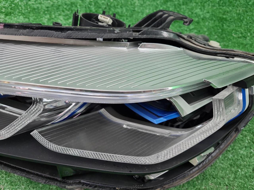 Битая Фара левая BMW 8er G14 G15 G16 (18-22) Laser