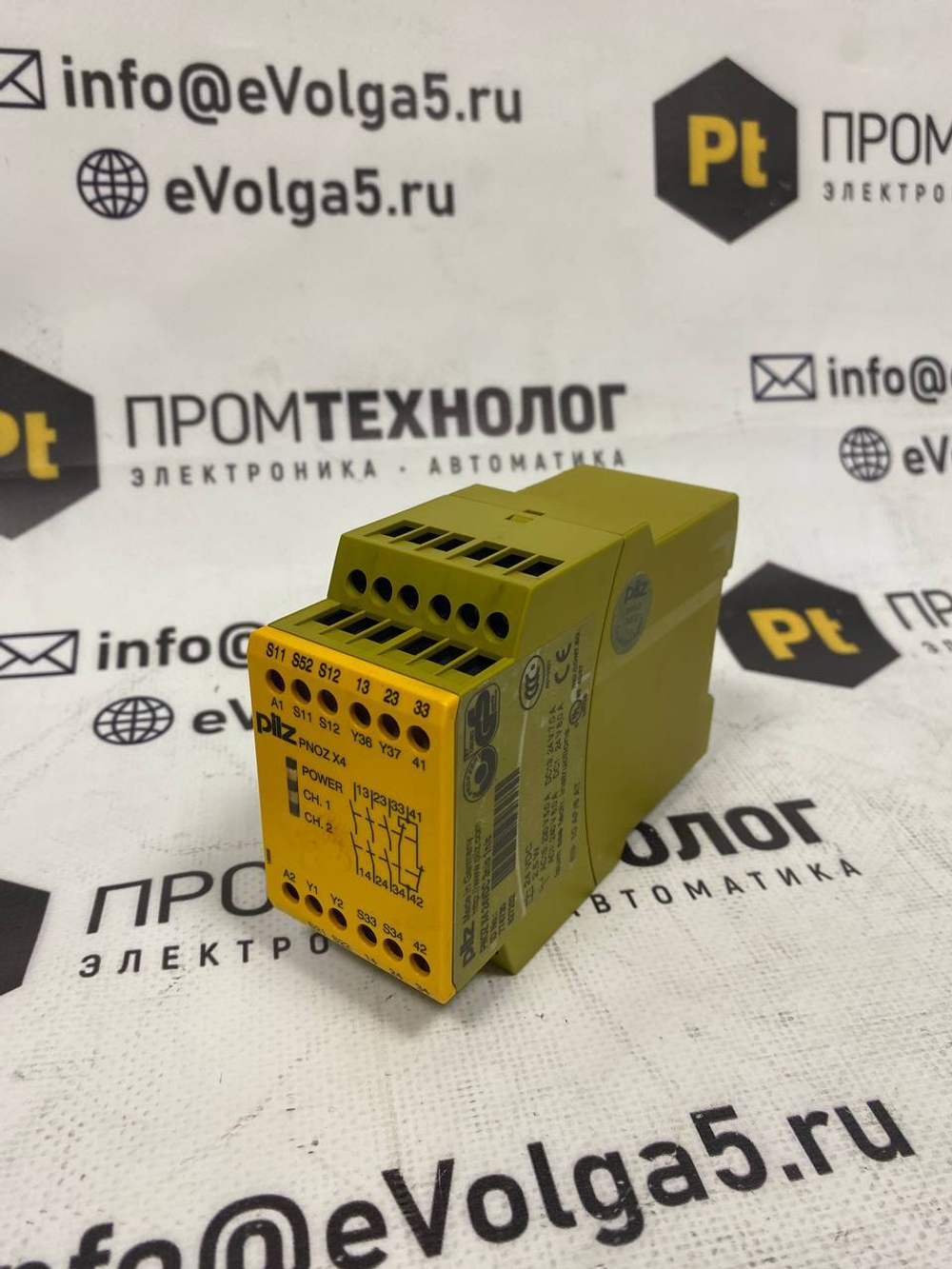 PILZ PNOZ X4 24VDC 3n/o 1n/c* 774730 б/у