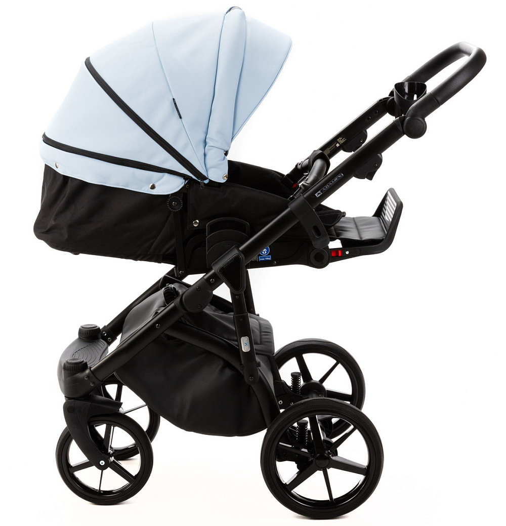 Детская коляска Adamex Nola Deluxe 2 в 1 N-SD112 (ГОЛУБАЯ КОЖА + ЧЕРН.КОЖА)