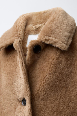 ZARA ПАЛЬТО ИЗ ИСКУССТВЕННОГО МЕХА, КАРАМЕЛЬНЫЙ