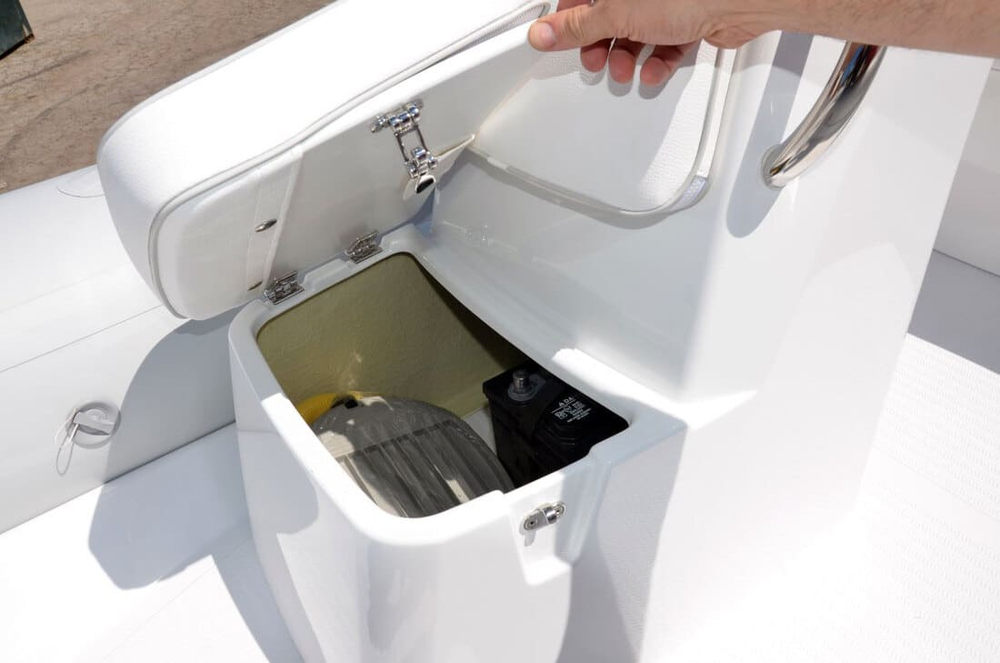 Лодка РИБ GRAND SILVER LINE S370L